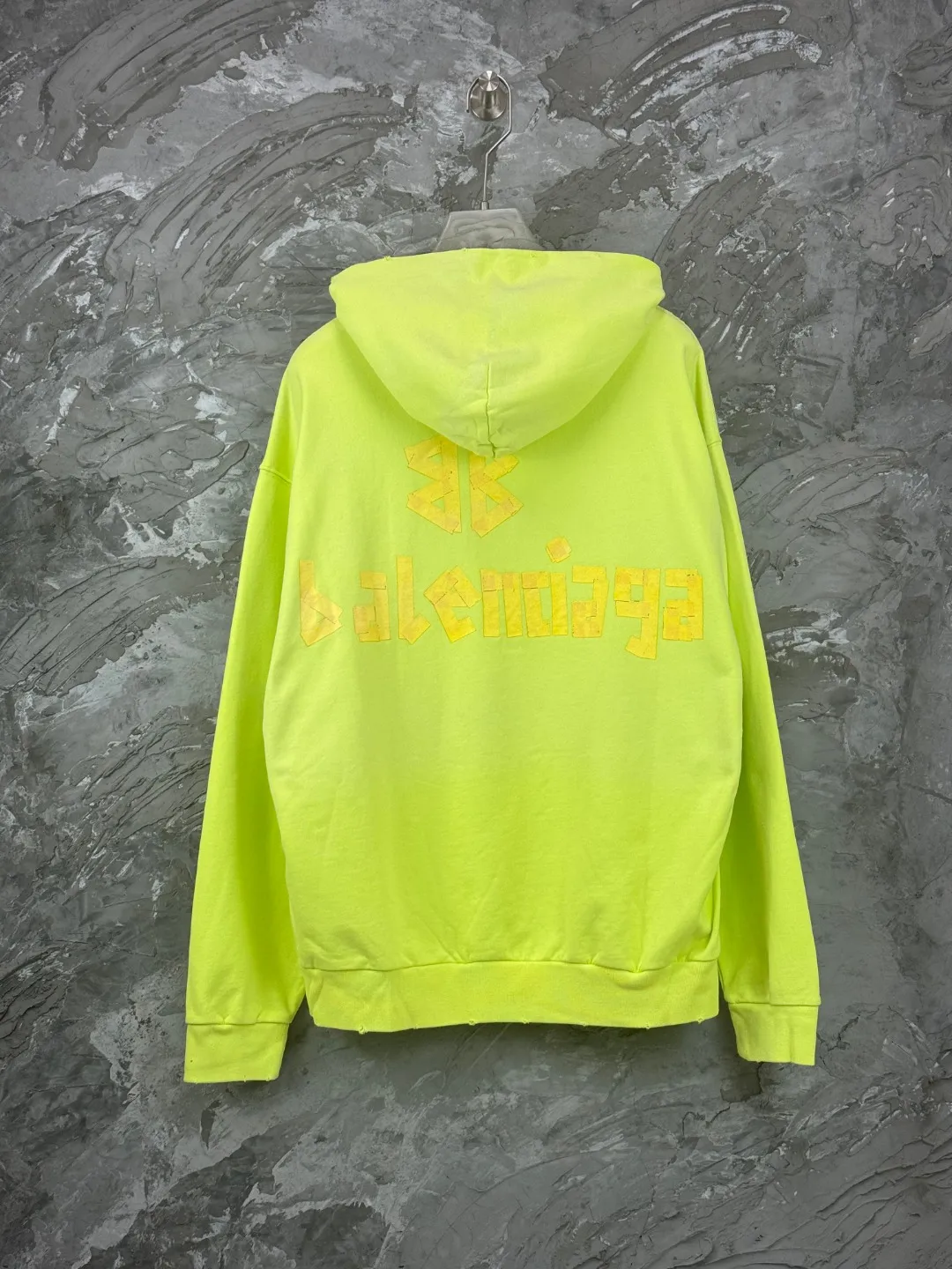 BALENCI*GA 24ss Hot Sale . . . . . , . 450g os . Same Style -Color： Green Khaki -SIZE：XS S M L 8912#